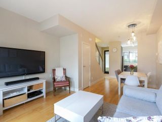 Photo 7: 3782 COMMERCIAL STREET in Vancouver: Victoria VE Townhouse for sale (Vancouver East)  : MLS®# R2258511