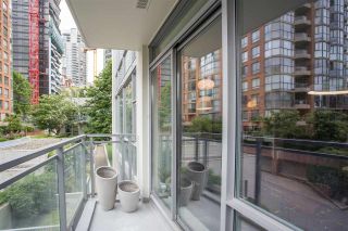 Photo 14: 301 1455 HOWE Street in Vancouver: Yaletown Condo for sale in "Pomaria" (Vancouver West)  : MLS®# R2482632