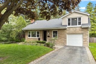 Photo 1: 961 Glenwood Avenue in Burlington: House for sale : MLS®# H4164375