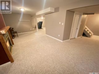 Photo 15: 58 Russell DRIVE in Yorkton: House for sale : MLS®# SK950012
