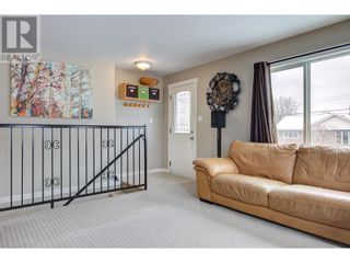Photo 7: 1800A 35 Avenue East Hill: Okanagan Shuswap Real Estate Listing: MLS®# 10307656