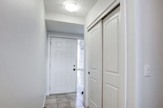 Photo 3: 12 Everridge Common SW in Calgary: Evergreen Row/Townhouse for sale : MLS®# A1255308