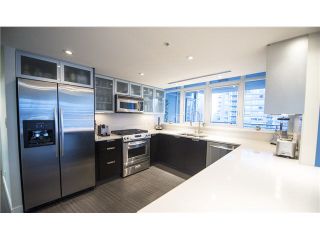 Photo 10: 1702 1205 W HASTINGS Street in Vancouver: Coal Harbour Condo for sale in "CIELO" (Vancouver West)  : MLS®# V1131445