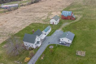 Photo 1: 5804 Highway 215 in Kempt Shore: Hants County Residential for sale (Annapolis Valley)  : MLS®# 202409382