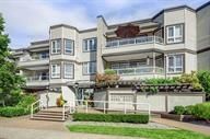 Main Photo: 314 1840 SOUTHMERE Crescent in Surrey: Sunnyside Park Surrey Condo for sale in "Southmere Mews" (South Surrey White Rock)  : MLS®# R2235394