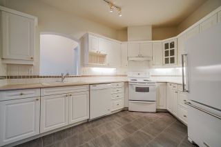 Photo 8: 207 3098 GUILDFORD Way in Coquitlam: North Coquitlam Condo for sale in "Malborough House" : MLS®# R2449072