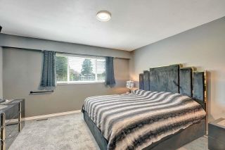 Photo 14: 9422 139A Street in Surrey: Bear Creek Green Timbers House for sale : MLS®# R2817462