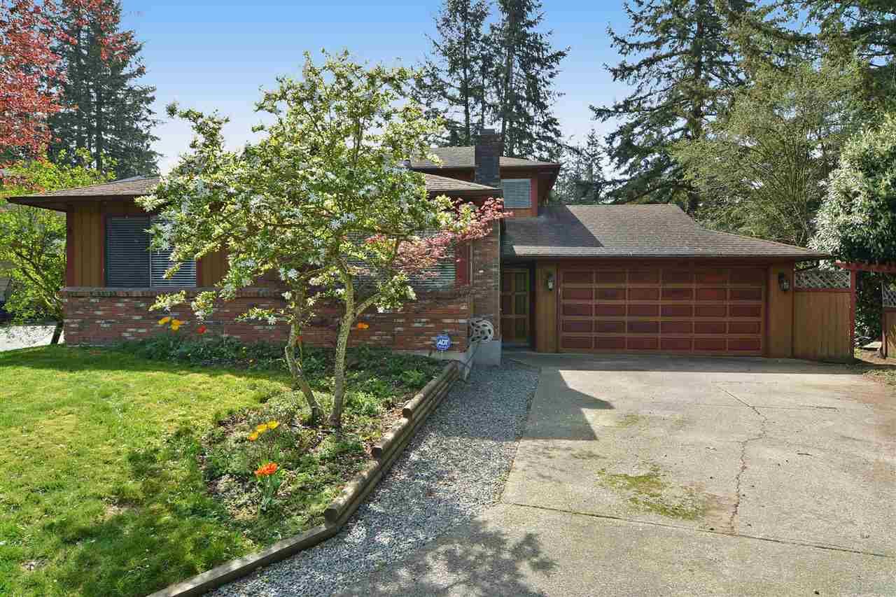 Main Photo: 3941 206A STREET in : Brookswood Langley House for sale : MLS®# R2055572