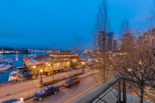 Photo 31: L302 1550 COAL HARBOUR in Vancouver: Coal Harbour Condo for sale in "COAL HARBOUR QUAY/WATERFRONT PLACE" (Vancouver West)  : MLS®# R2756201