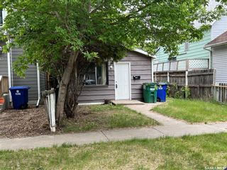 Photo 3: 511 J Avenue South in Saskatoon: Riversdale Residential for sale : MLS®# SK934609