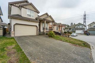 Photo 3: 7420 124B Street in Surrey: West Newton House for sale : MLS®# R2540263