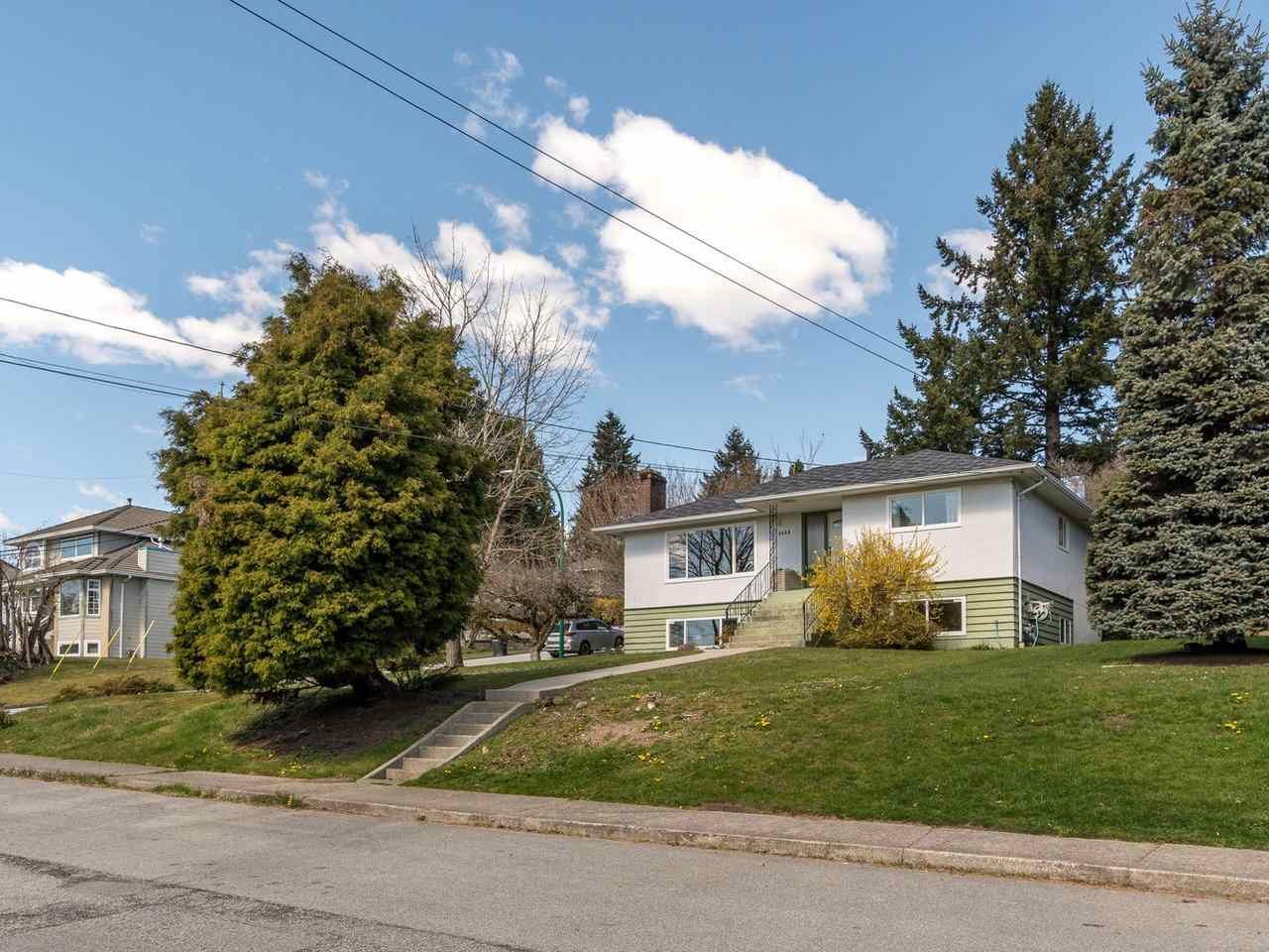 Main Photo: 5625 HALIFAX Street in Burnaby: Parkcrest House for sale (Burnaby North)  : MLS®# R2565165
