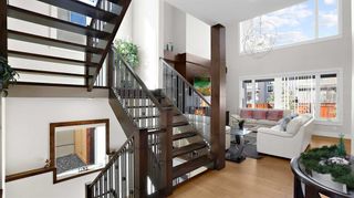 Photo 7: 174 Aspen Summit Circle SW in Calgary: Aspen Woods Detached for sale : MLS®# A2112847