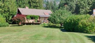 Photo 2: 1166 MACKENZIE Highway in Bella Coola: Bella Coola/Hagensborg House for sale (Williams Lake)  : MLS®# R2806879