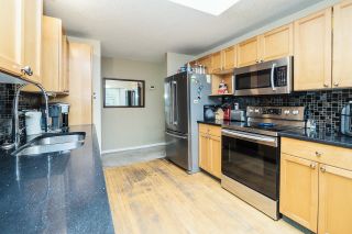 Photo 5: 20225 LORNE Avenue in Maple Ridge: Southwest Maple Ridge House for sale : MLS®# R2678071