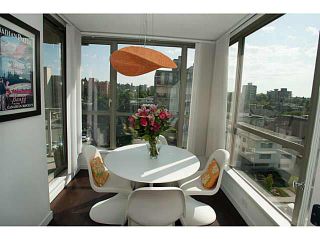 Photo 12: 702 1575 W 10TH Avenue in Vancouver: Fairview VW Condo for sale in "Triton" (Vancouver West)  : MLS®# V1081309