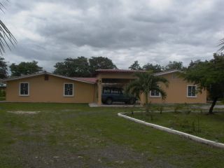 Photo 3: : House for sale