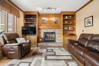 Photo 15: 729 Woodbriar Place SW in Calgary: Woodbine Detached for sale : MLS®# A2104783