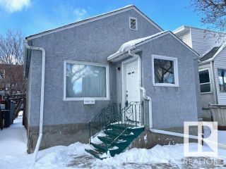 Photo 1: 10564 92 Street in Edmonton: Zone 13 House for sale : MLS®# E4380407