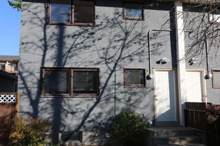 Photo 9: 3815-3817 43 Street SW in Calgary: Glenbrook Full Duplex for sale : MLS®# A2039463