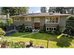 Photo 2: 1995 Hyannis Dr. in North Vancouver: Blueridge NV House for sale : MLS®# V1118139
