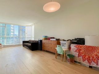 Photo 5: 1605 888 HAMILTON Street in Vancouver: Downtown VW Condo for sale (Vancouver West)  : MLS®# R2874658