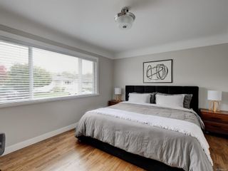 Photo 10: 3224 Service St in Saanich: SE Camosun House for sale (Saanich East)  : MLS®# 888377