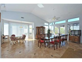 Photo 6: FALLBROOK House for sale : 4 bedrooms : 1298 Calle Sonia