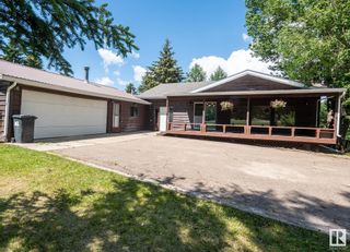 Photo 1: 42 Buskmose Drive: Rural Wetaskiwin County House for sale : MLS®# E4300764