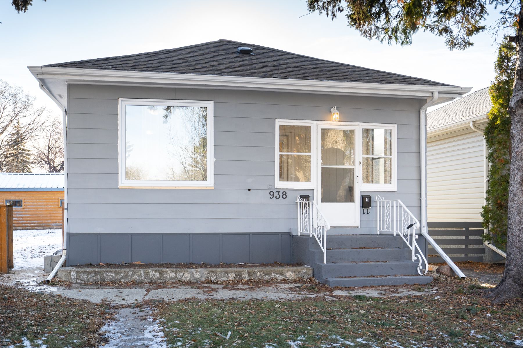 Main Photo: Bungalow on a Double Wide Lot: House for sale (Winnipeg) 