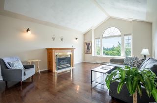 Photo 4: 724 Steenbuck Dr in Campbell River: CR Campbell River Central House for sale : MLS®# 907818