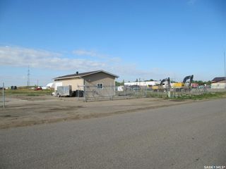 Photo 1: 10019 Thatcher Avenue in North Battleford: Parsons Industrial Park Commercial for sale : MLS®# SK886007