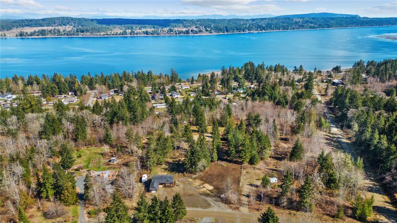 FEATURED LISTING: 6600 Country Rd Fanny Bay