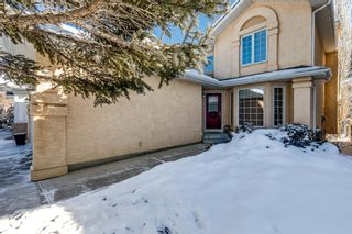 Photo 2: 14136 Evergreen Street SW in Calgary: Shawnee Slopes Detached for sale : MLS®# A2026897