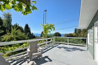 Photo 20: 1664 GOWER POINT Road in Gibsons: Gibsons & Area House for sale (Sunshine Coast)  : MLS®# R2725493