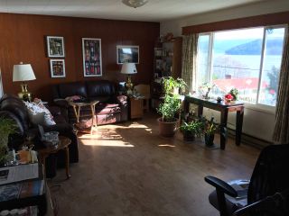 Photo 7: 527 MARINE Drive in Gibsons: Gibsons & Area House for sale in "Heritage hills Area" (Sunshine Coast)  : MLS®# R2142661