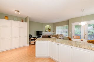 Photo 10: 85 9025 216 Street in Langley: Walnut Grove Townhouse for sale in "Coventry Woods" : MLS®# R2373404