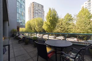 Photo 3: 1438 W 7TH Avenue in Vancouver: Fairview VW Office for sale (Vancouver West)  : MLS®# C8057297