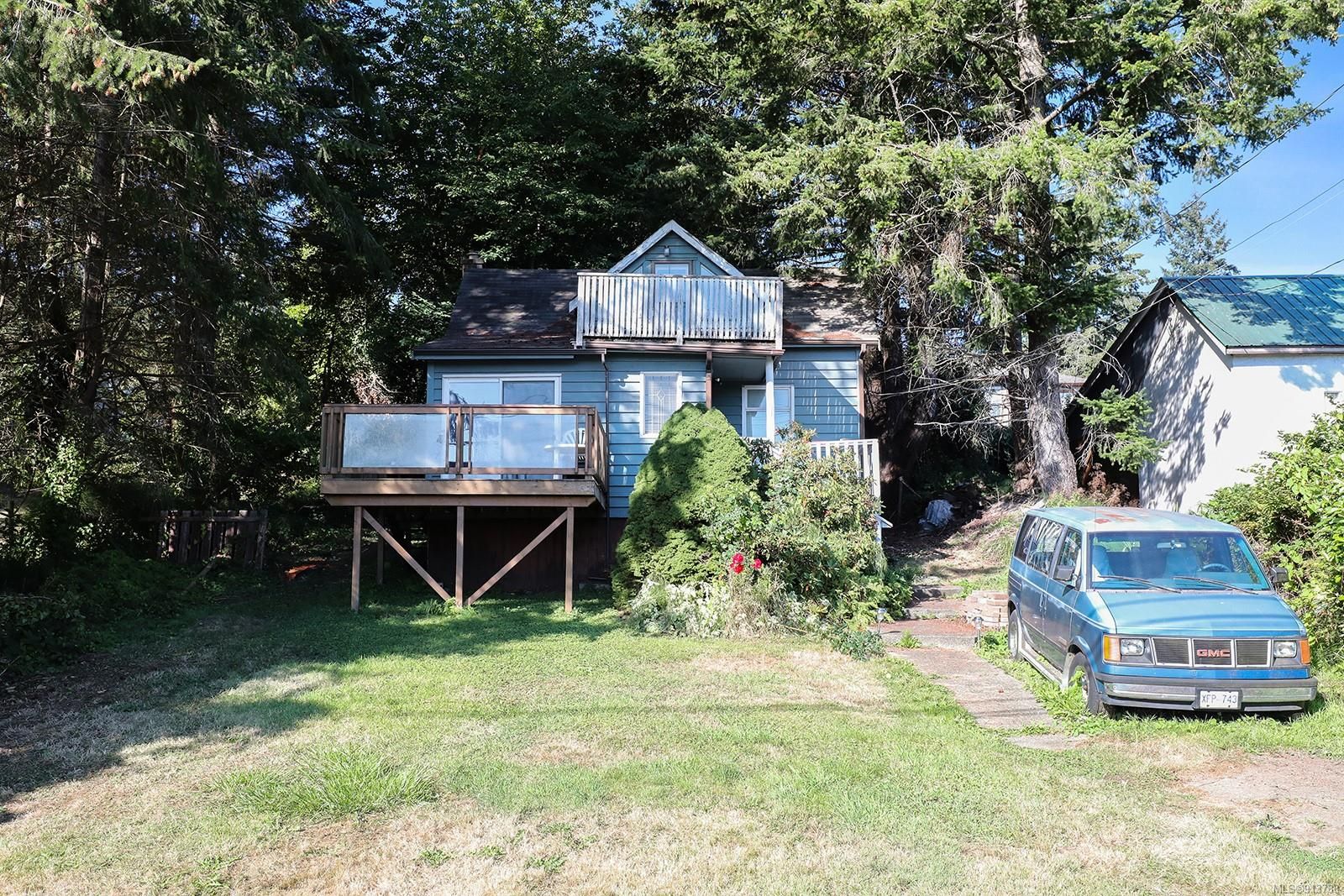Main Photo: 5429 S Island Hwy in Union Bay: CV Union Bay/Fanny Bay House for sale (Comox Valley)  : MLS®# 913788