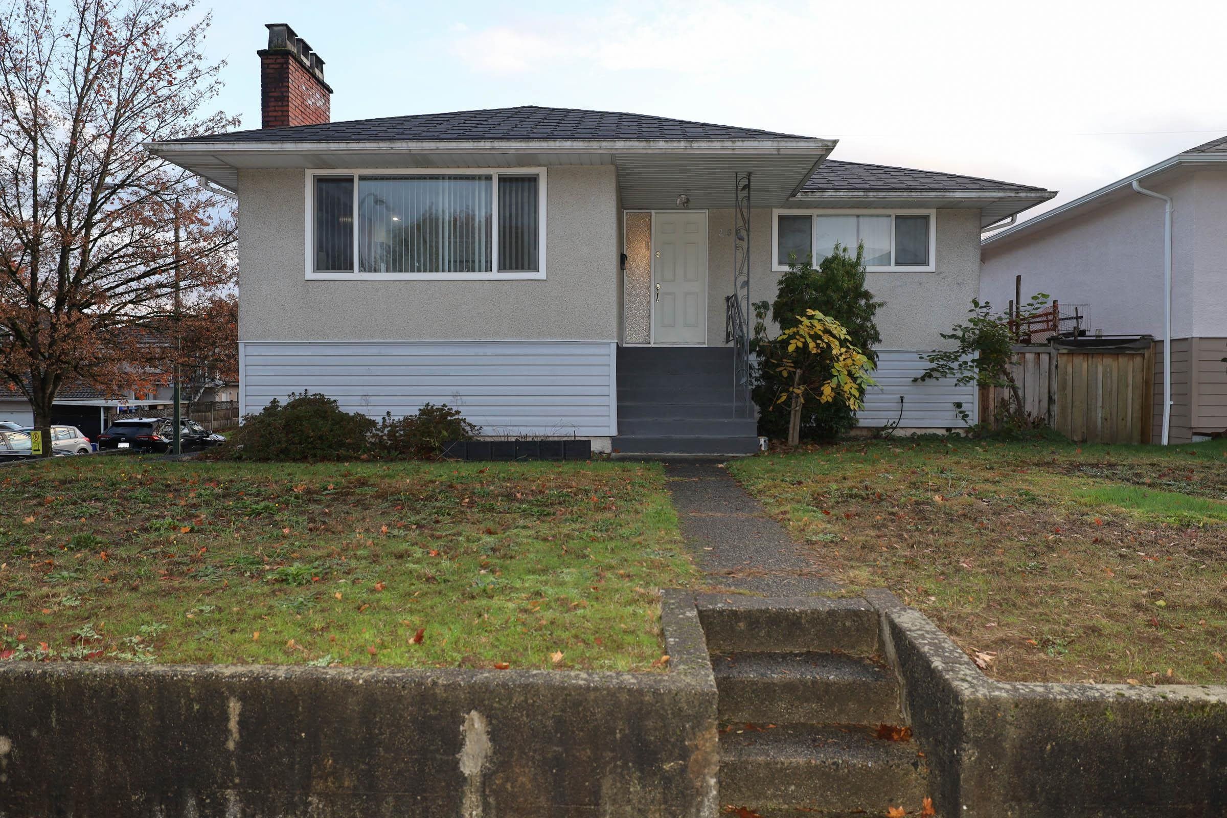 Main Photo: 2696 E 52ND Avenue in Vancouver: Killarney VE House for sale (Vancouver East)  : MLS®# R2640321