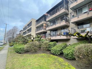 Main Photo: 310 330 E 1ST Street in North Vancouver: Lower Lonsdale Condo for sale in "PORTREE HOUSE" : MLS®# R2761300