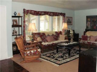 Photo 2: EAST ESCONDIDO House for sale : 4 bedrooms : 1354 Ronda Avenue in Escondido
