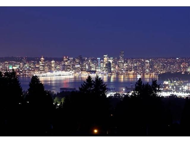 Main Photo: 3690 CARNARVON Avenue in North Vancouver: Upper Lonsdale House for sale in "Upper Lonsdale" : MLS®# V950587