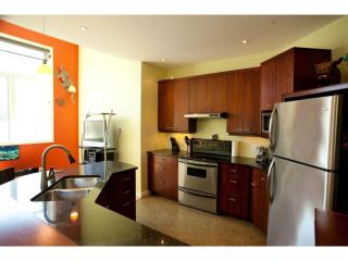 Photo 6: 194 Imperial Avenue in WINNIPEG: St Vital Residential for sale (South East Winnipeg)  : MLS®# 1311303