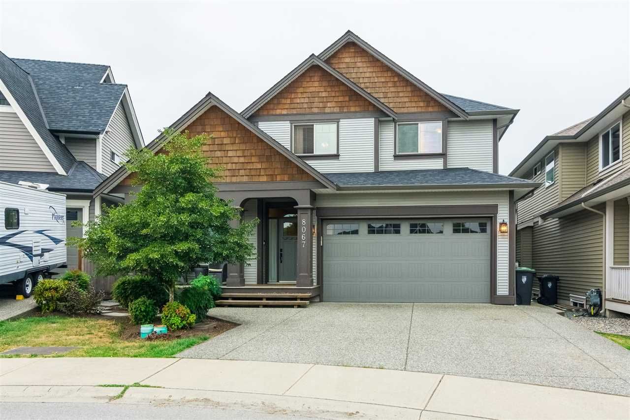 Main Photo: 8067 210 Street in Langley: Willoughby Heights House for sale in "YORKSON" : MLS®# R2326682