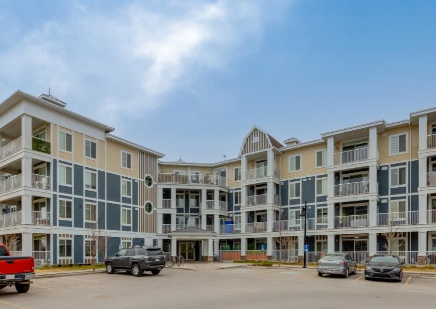 Main Photo: 207 110 Auburn Meadows View SE in Calgary: Auburn Bay Apartment for sale : MLS®# A1213346