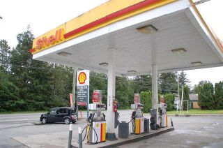 Photo 2: Exclusive Shell Gas Station with Liquor Store: Business with Property for sale
