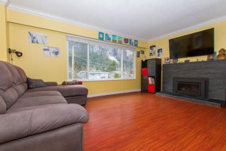 Photo 16: 38129 HEMLOCK Avenue in Squamish: Valleycliffe House for sale : MLS®# R2670573