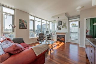 Photo 6: 807 2055 YUKON Street in Vancouver: False Creek Condo for sale in "Montreux" (Vancouver West)  : MLS®# R2732117