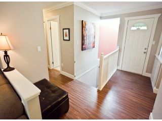 Photo 10: 1807 LILAC Drive in Surrey: King George Corridor Townhouse for sale in "ALDERWOOD PLACE" (South Surrey White Rock)  : MLS®# F1321889